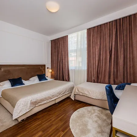 艺术酒店 酒店 4*