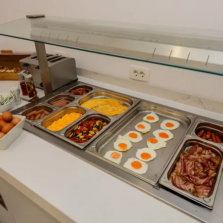 艺术酒店 酒店 4*