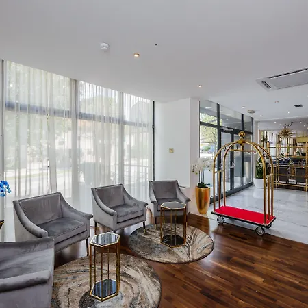 Art Hotel 4*