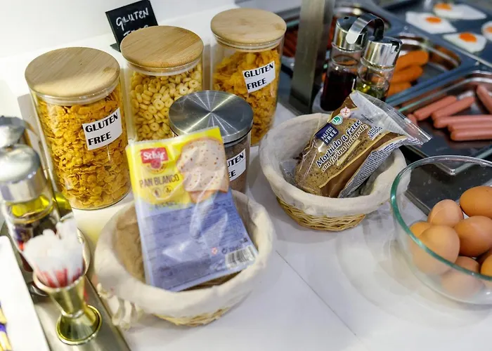 アート ホテル 4*