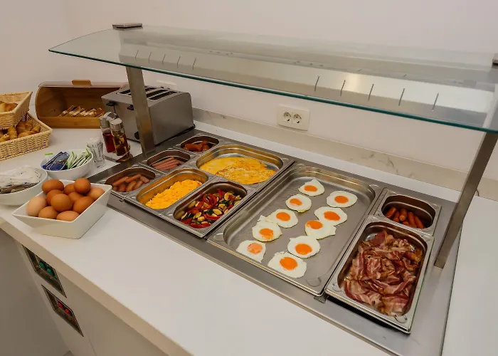 アート ホテル 4*